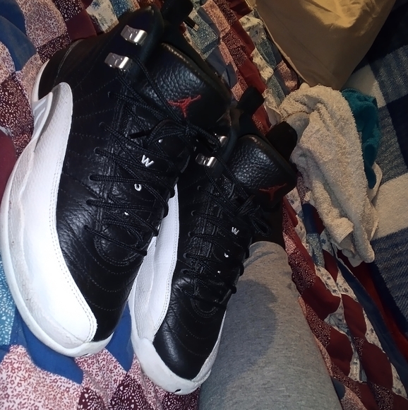 Retro Jordan playoff 12s - Picture 2 of 2